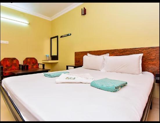 קניאקומרי Hotel Srimaniya מראה חיצוני תמונה